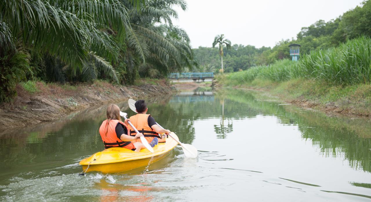 Sinar Eco Resort Kampong Bukit Panjang Exterior photo